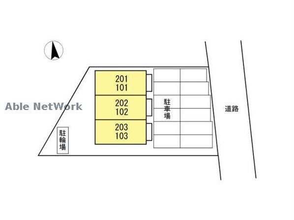 新川町駅 徒歩8分 2階の物件外観写真